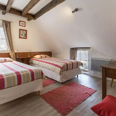 Charmante Chaumiere Dans Le Parc De Briere Avec Jardin, Proche Guerande - Fr-1-306-1108 *